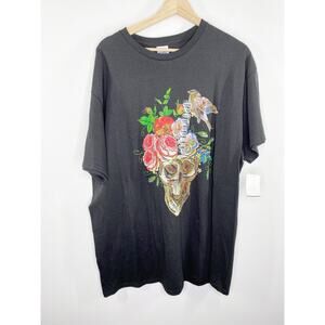 Delta Pro Weight Black Skull Graphic Short Sleeve Shirt Women's Size X-Large NWT